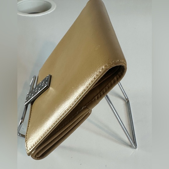 Gucci Wallet - Picture 8 of 16